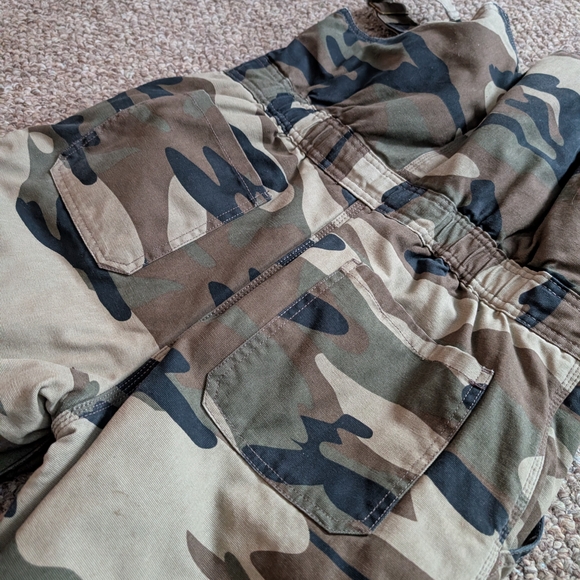 Boys Camouflage Cargo Pants - Picture 4 of 10